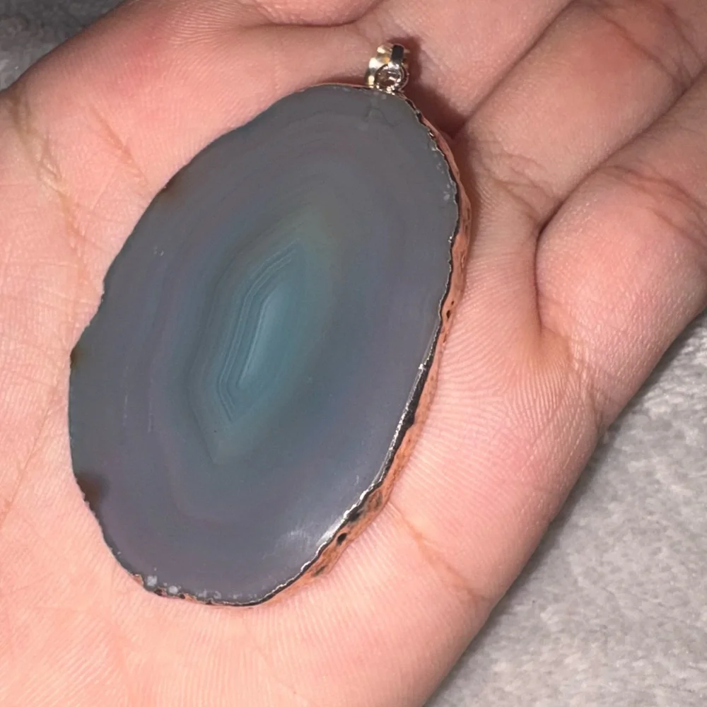 ✨ Silver Horizon Agate Pendant | Blue Gray Slice Necklace | Boho Chic Jewelry - Picture 4 of 5